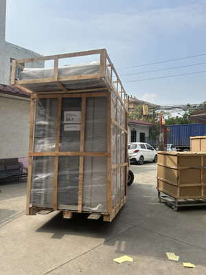 Una máquina de hornear comercial de grado 4.5kw 380V 50HZ 3 fases pizza / horno de pan