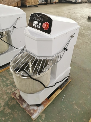Mejora espiral de 80L 3.37KW Equipo de mojar masa 17.8 Rpm Aparato de cocina para restaurantes