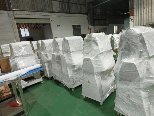 16 bandejas de 250 kg de hoja de masa vertical con 0,75kw de potencia 6,5 kg de peso máximo de la masa