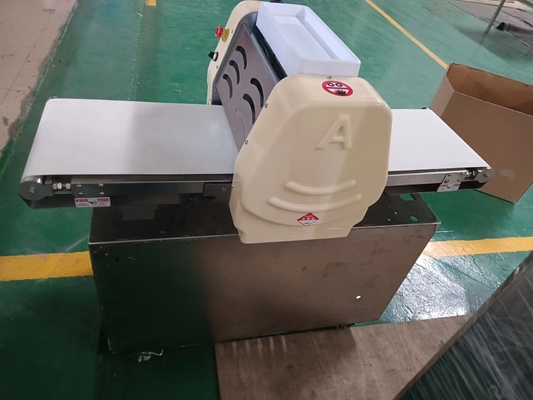 Lámina de masa para restaurantes de trabajo pesado con rodillo de 370 mm y capacidad de peso de 80 kg