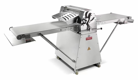 Cargador de masa vertical de carga pesada 0.75kw Potencia 6.5kg Peso máximo de masa Equipo de cocina