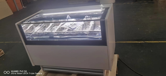 6 Equipo de refrigeración ventilado de paneles italianos de -16°C a -18°C 1050W de potencia 220-240V Display de helado.